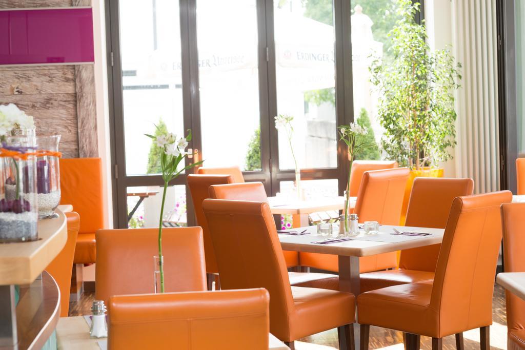 Hotel Arooma Эрдинг Экстерьер фото
